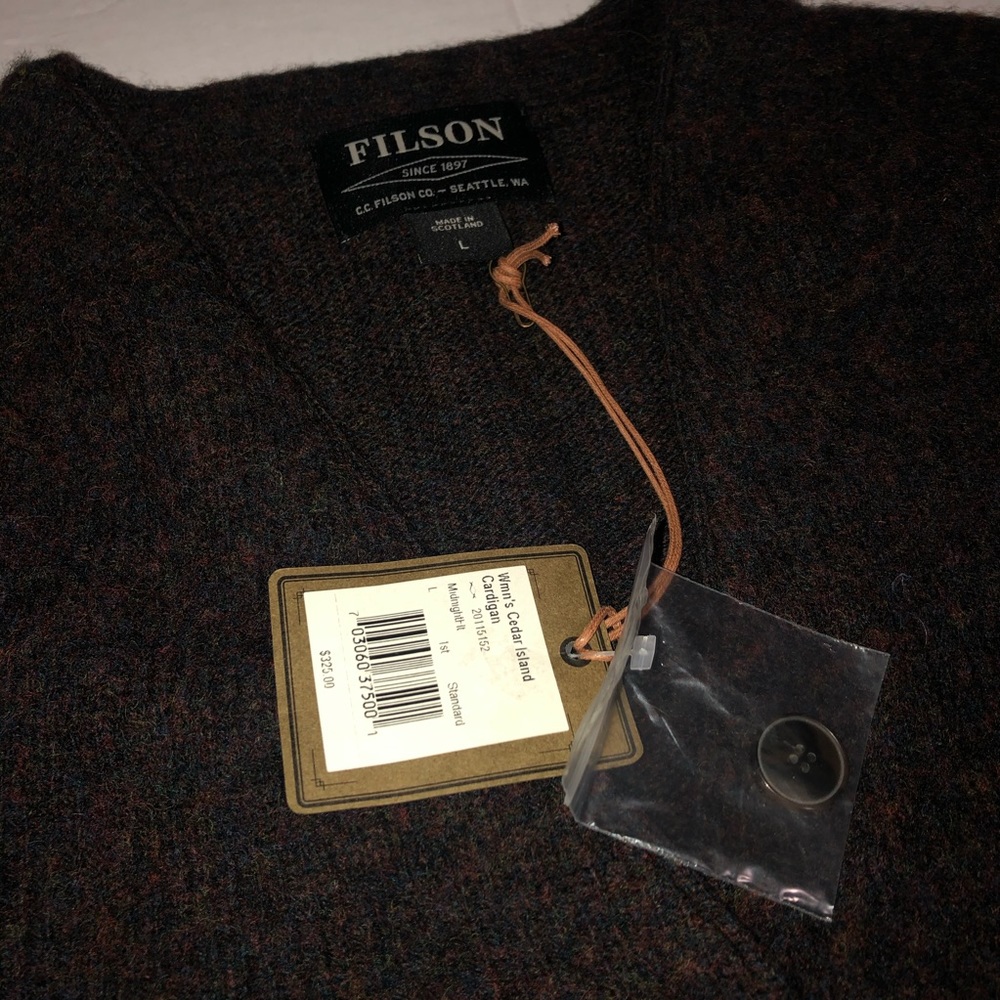 Filson Wmns Cardigan - Picture 10 of 13